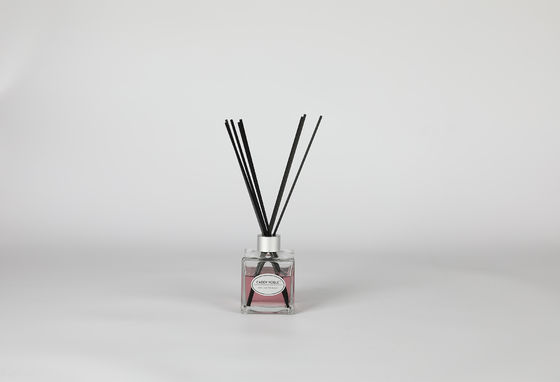 گیاه پخش کننده گل گیاه عطر نی طبیعی